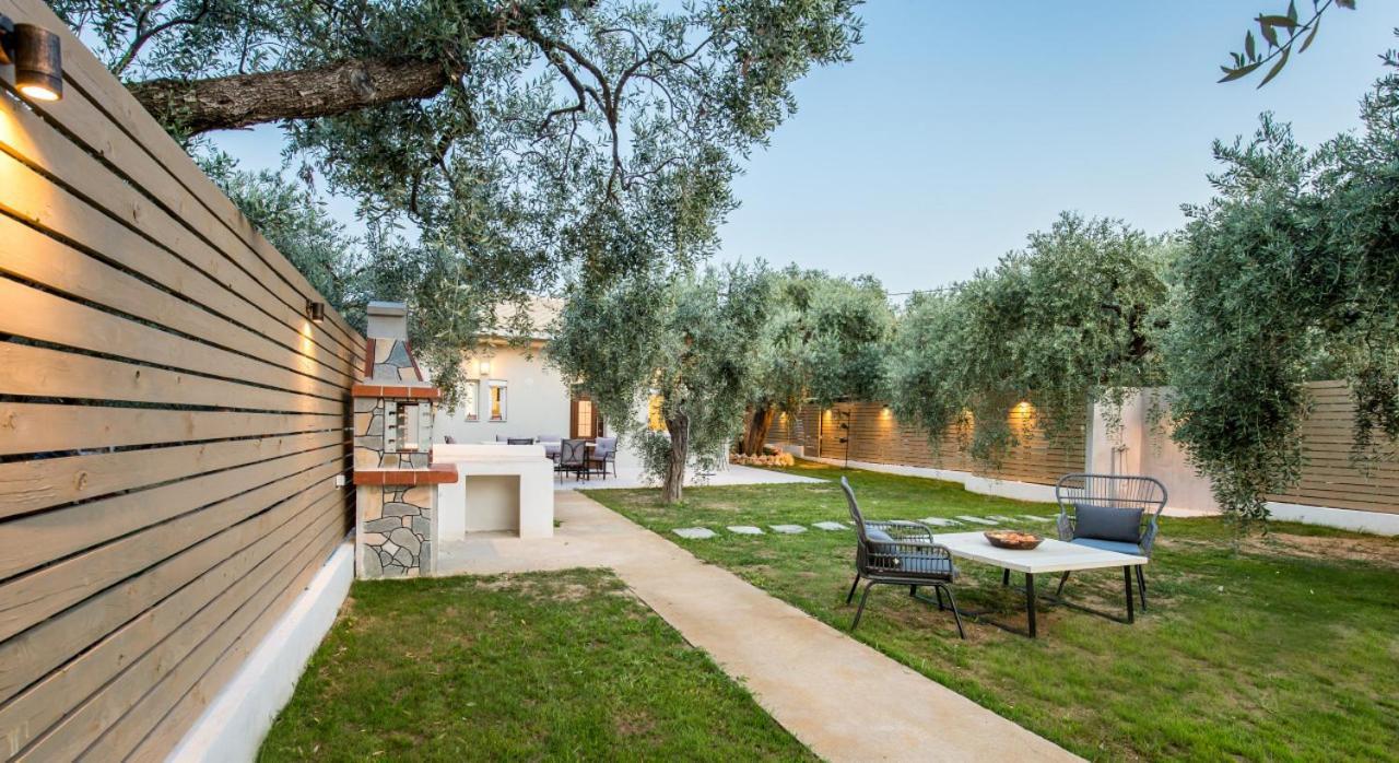 Villa 4 You Iliopetra سكالا سوتيروس المظهر الخارجي الصورة